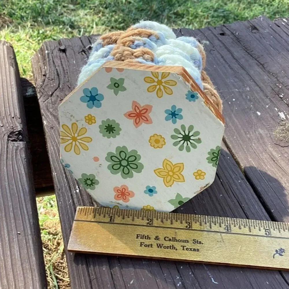 Handmade Crochet Coasters Set‎ Floral Design Wood Holder Blue Brown Cream VTG